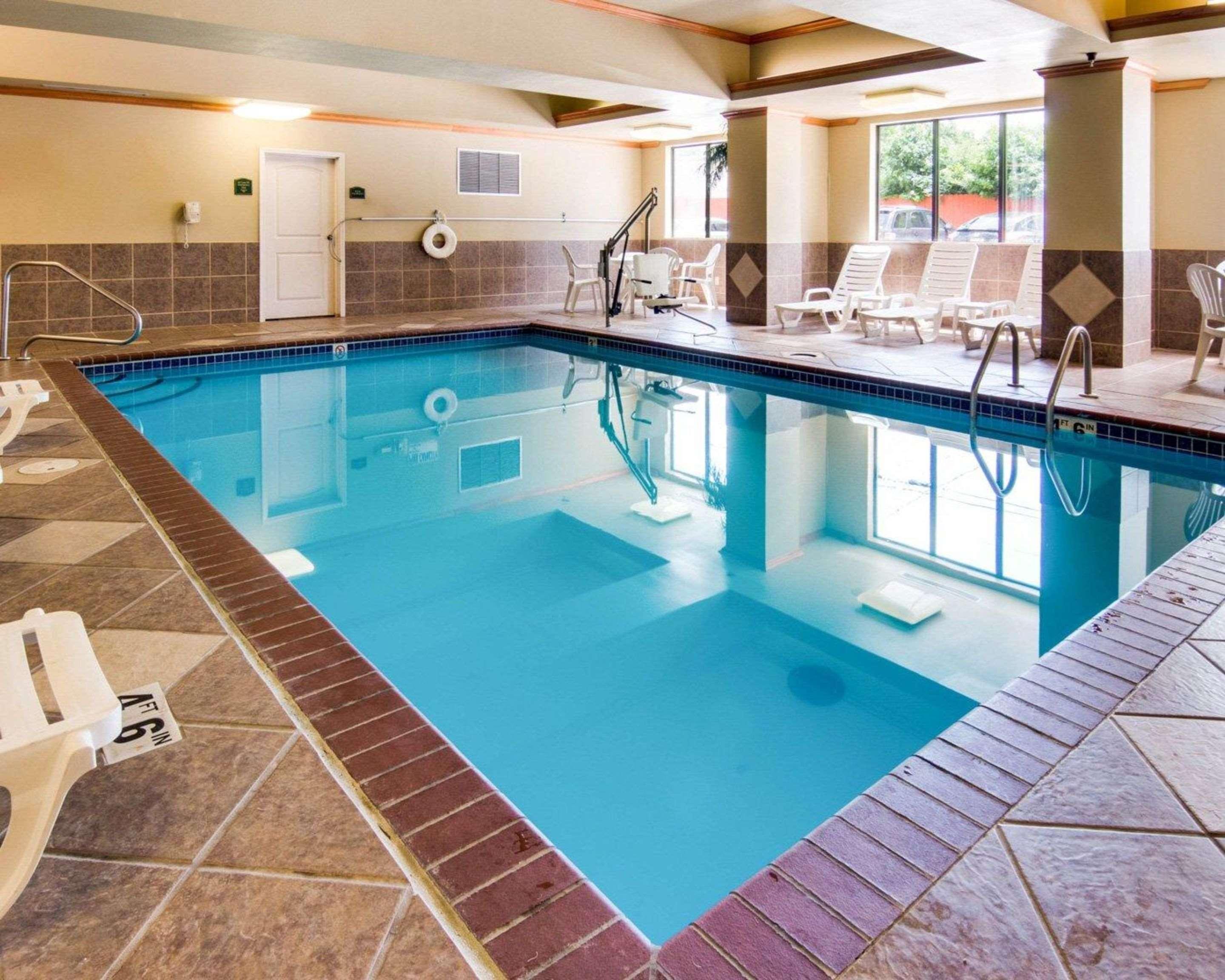 Comfort Inn & Suites El Dorado Esterno foto