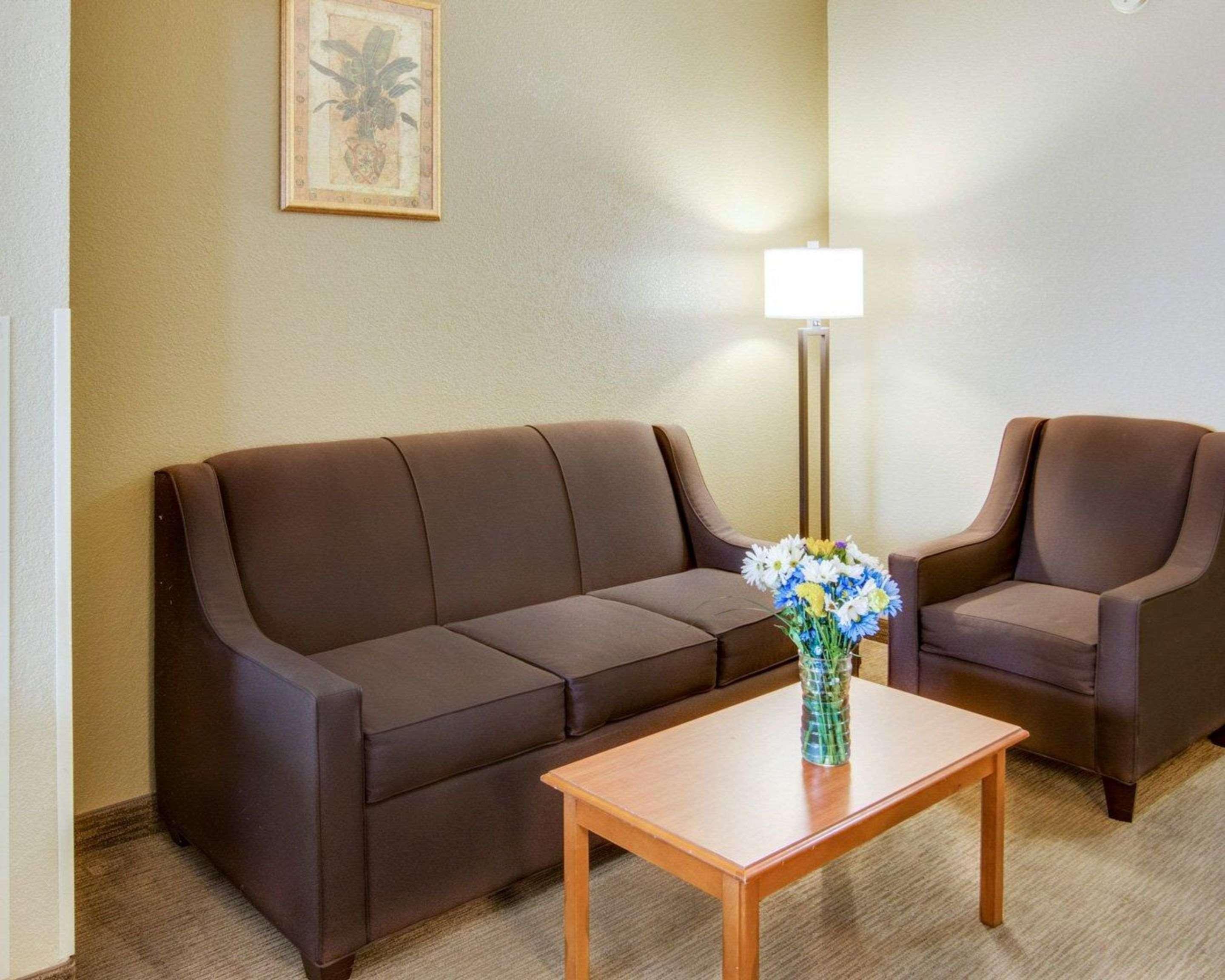 Comfort Inn & Suites El Dorado Esterno foto