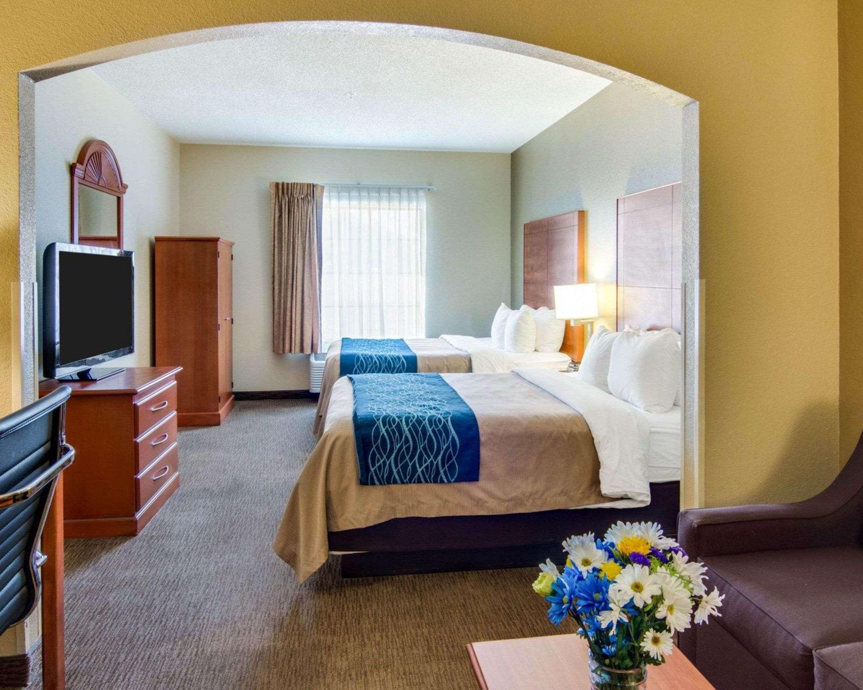 Comfort Inn & Suites El Dorado Esterno foto